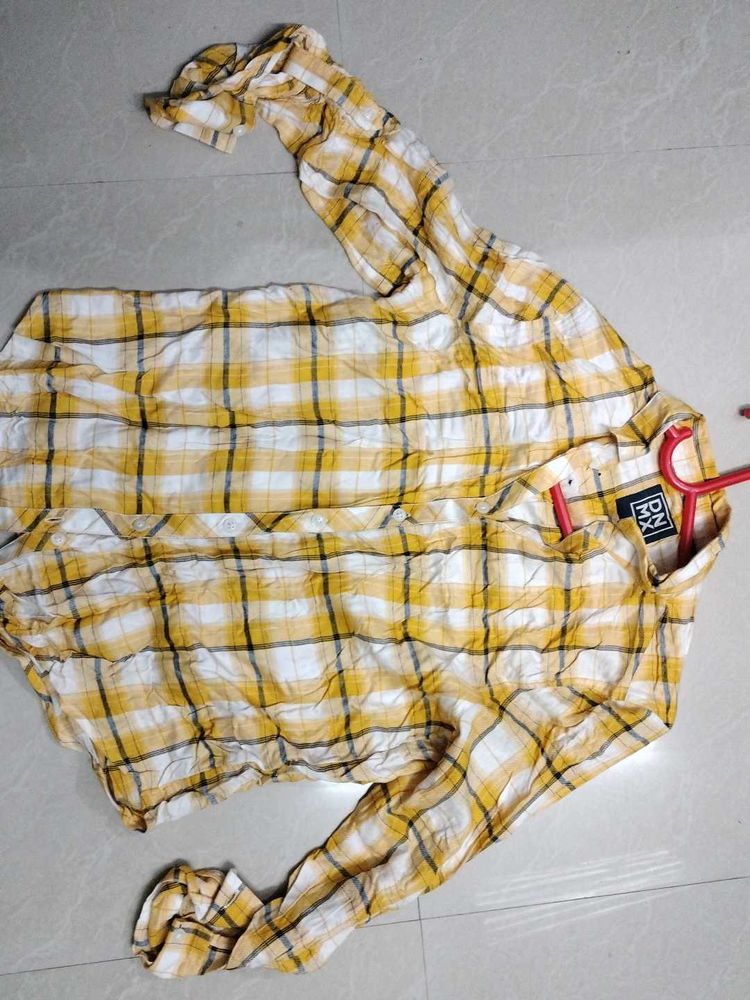 💛 Yellow Button-Down Shirt