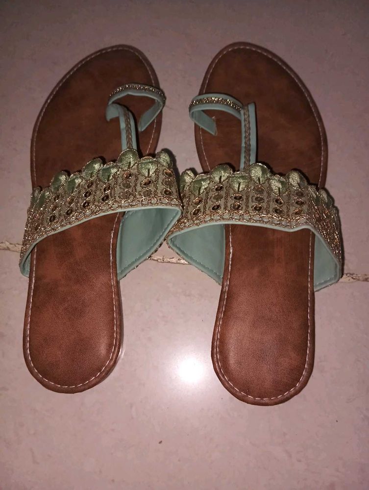 jaipuri Brown Flat Sandals