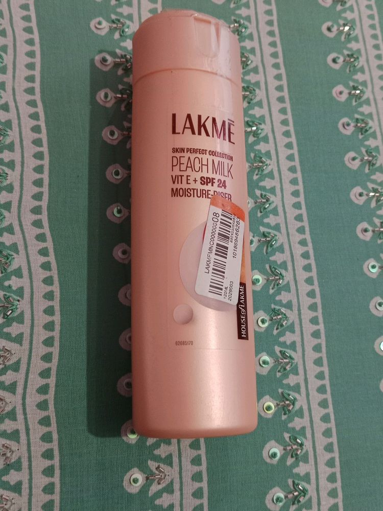 Lakme Skin Perfect Collection Peach Milk Vit E