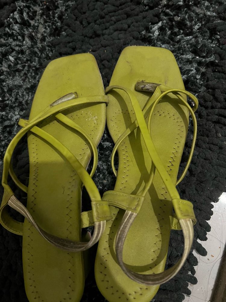 Trendy Green Sandals