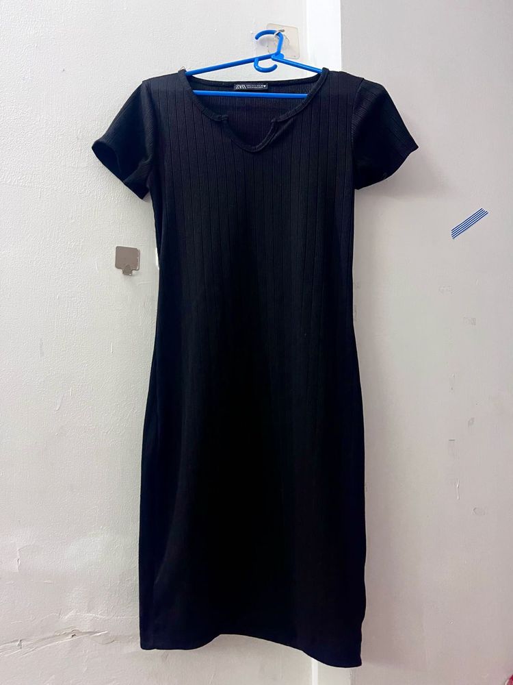 Black Bodycon Dress
