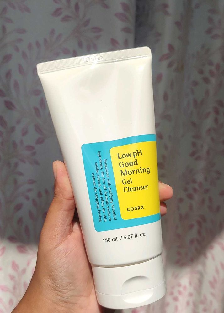 Cosrx low pH facewash