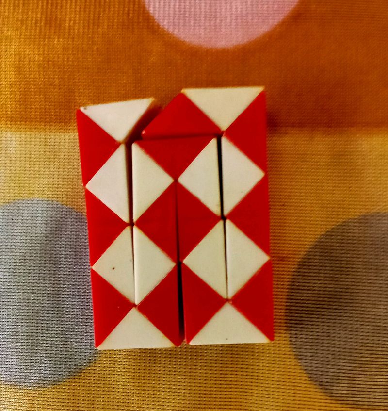 Snake Cube