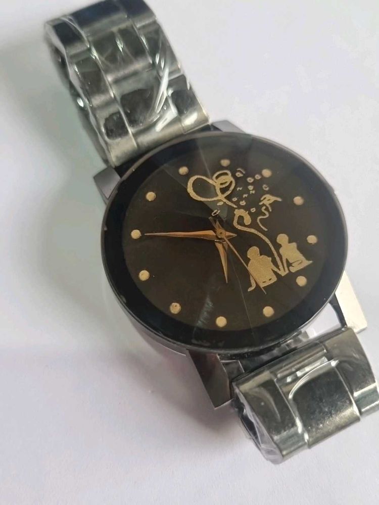 Gorgeous Looking Brand New Watch with Packing