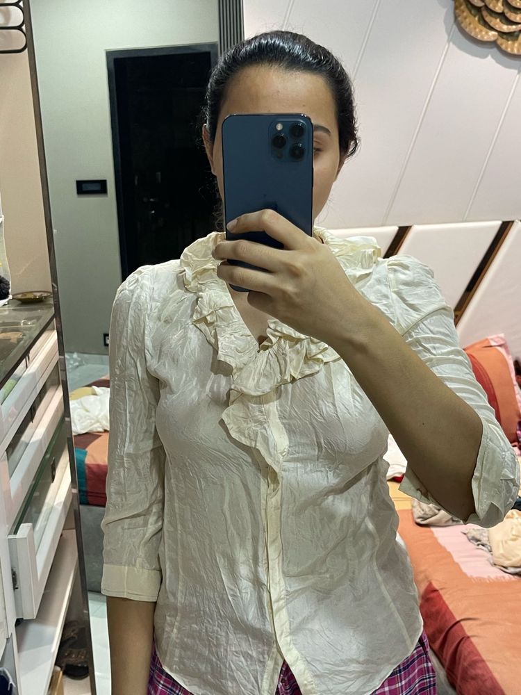 Nude Top With Ruffle