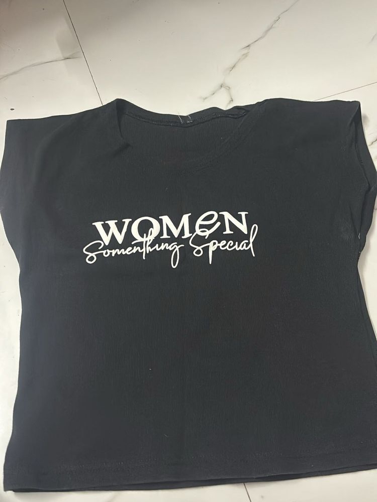 Women T Shirt With Black Color
