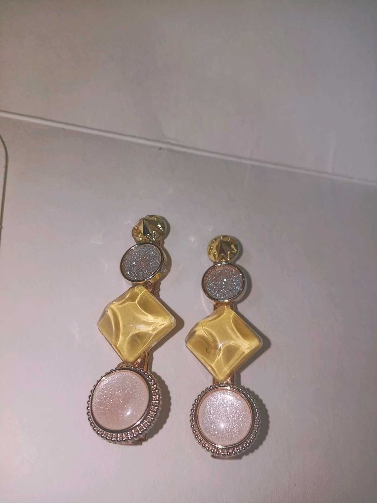 Statement Dangle clips