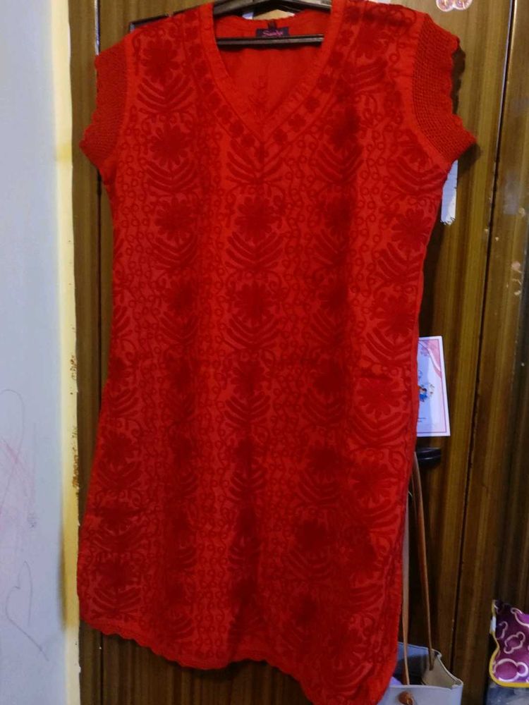 Lucknow Chikankari Kurti
