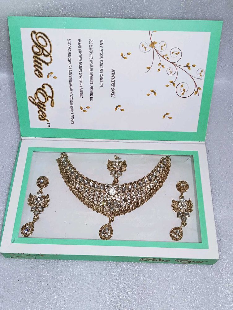 Blue Eyes Jewelry Set