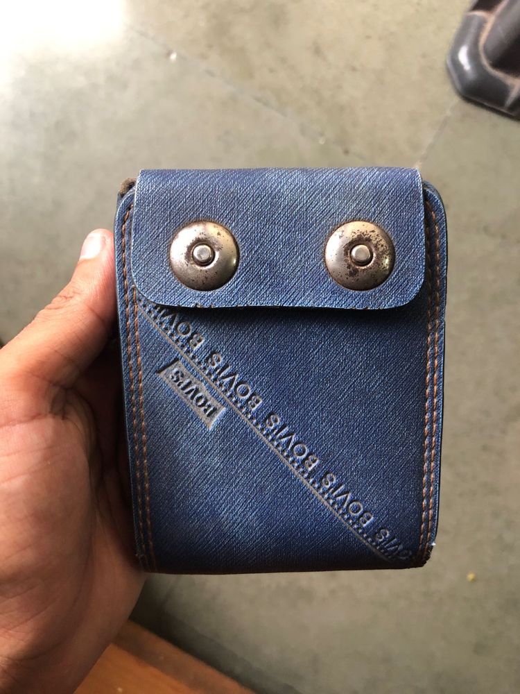Bovi’s Blue Leather Fancy Wallet