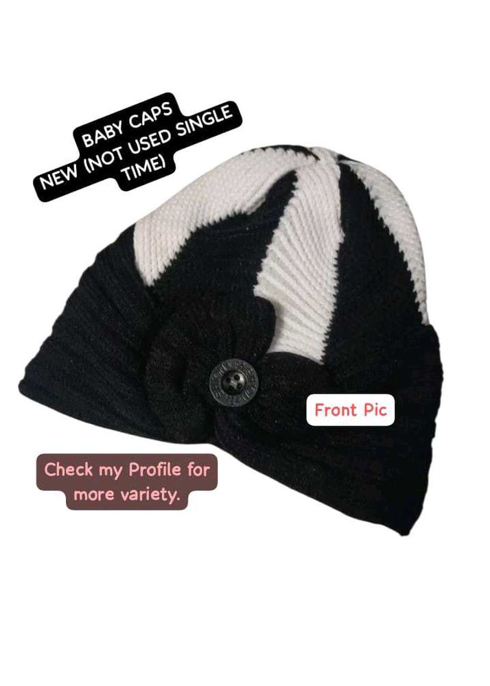 Baby Black/White Cap (WOOLLEN)