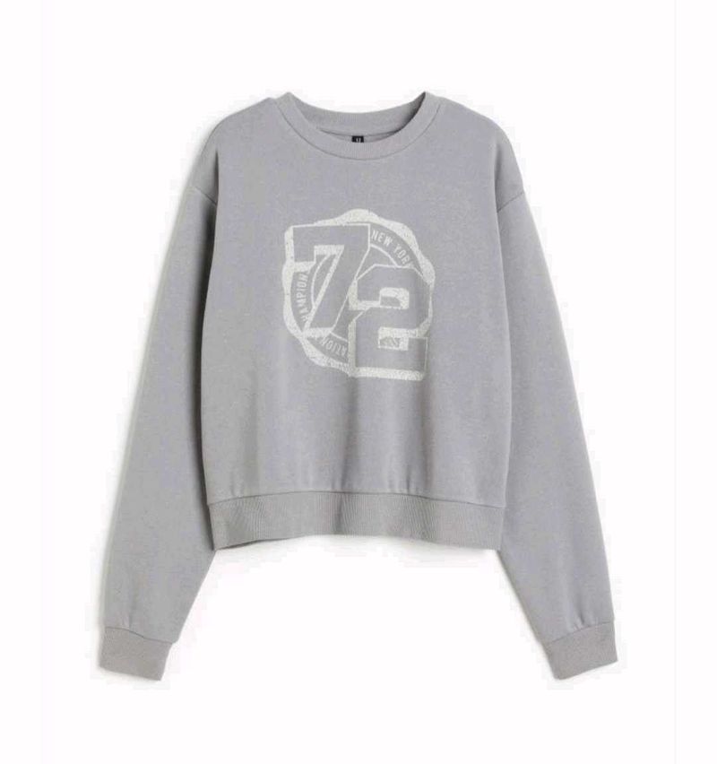 H&amp;M Sweatshirt
