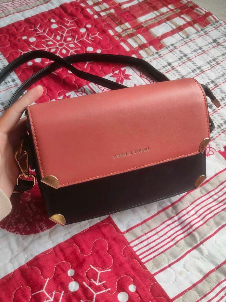 Chic Two-Tone Crossbody Bag