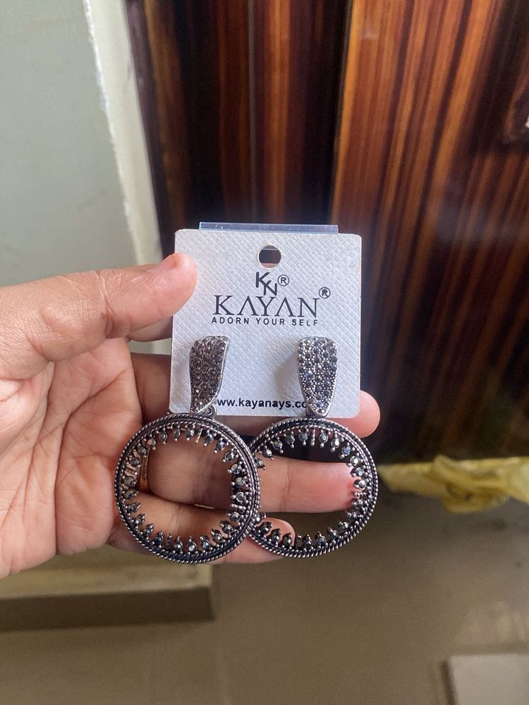 Kayan Hoop Earrings