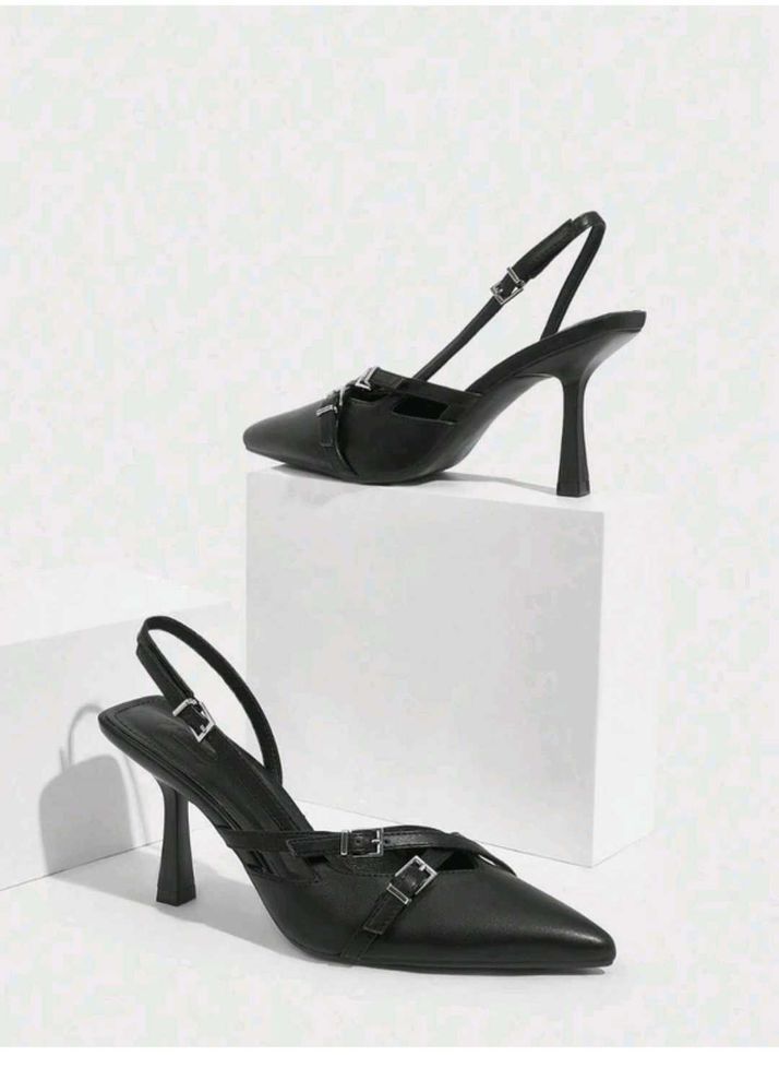 Jm Looks Kitten Heels/ Size 5/ 38, New With Tag