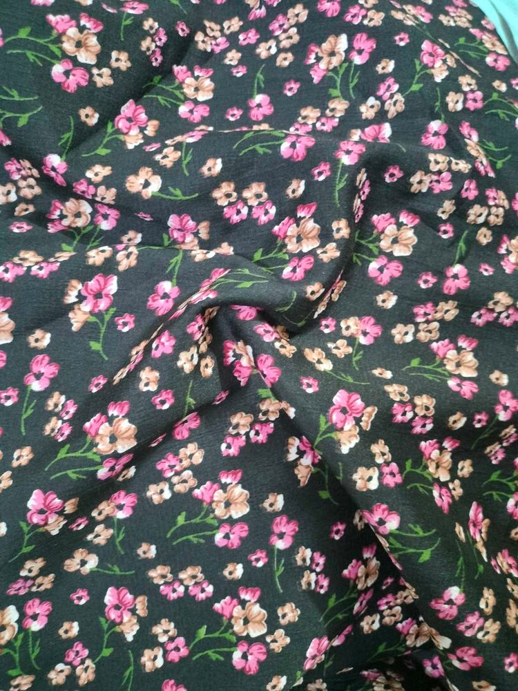 Floral Print  5mtr Fabric - Pink &amp; Beige Flowers o