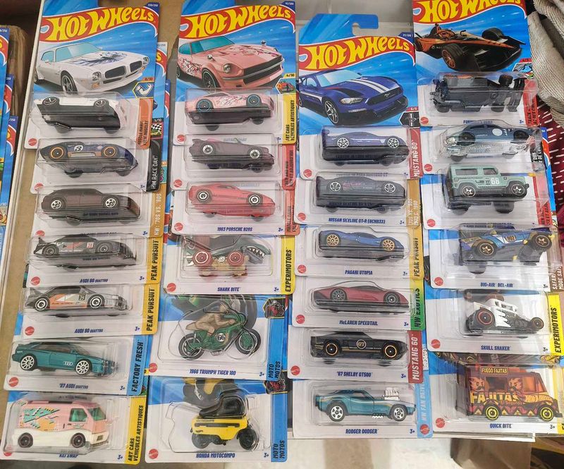 Hot Wheels Car Collection 25 pcs