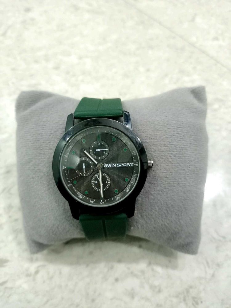 Watch For Men&#39;s And Women&#39;s