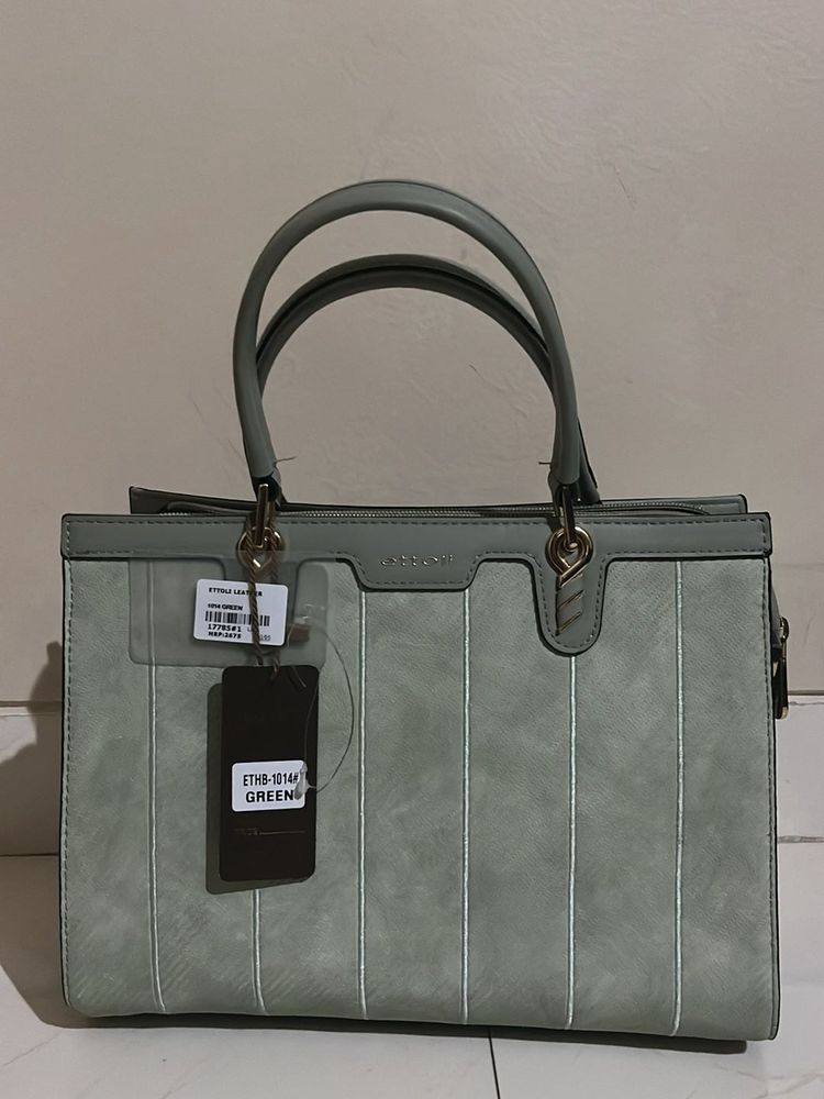 Light Pista Green Color Handbag 👜