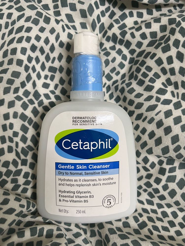 Sealed Cetaphil Gentle Cleanser
