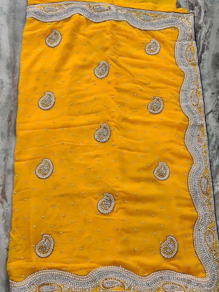 Elegant Yellow 🤩Embroidered pearl Saree💥