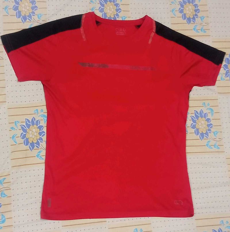 Red &amp; Black Athletic T-Shirt