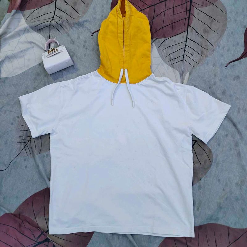 Souled Store T-shirt Or hoodie