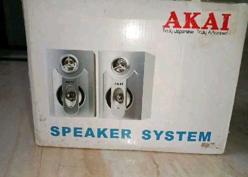 Akai Speaker System