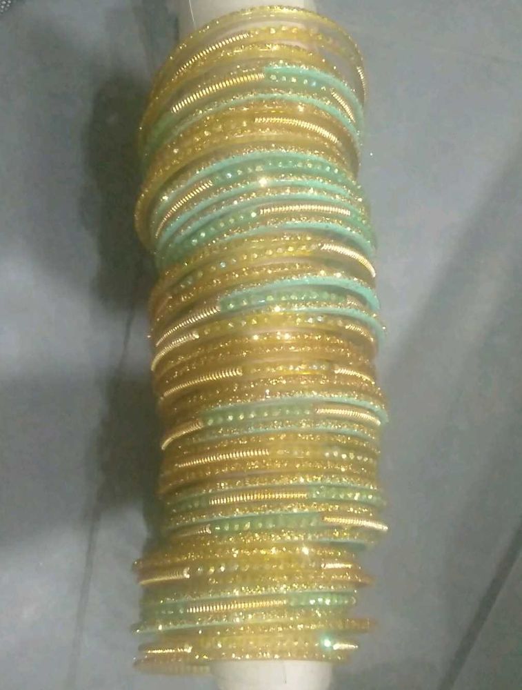 Sparkling Bangle Set