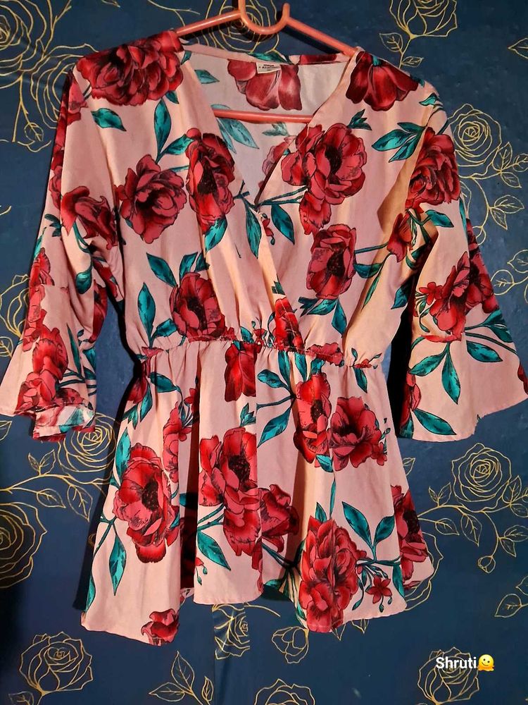 A Cute Flowers Printed Top