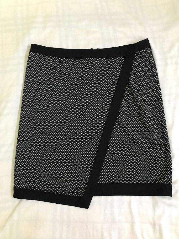 Soft N Stretchy Patterned Mini Skirt Waist 32