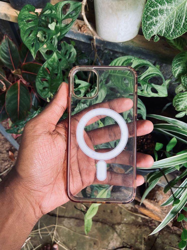 iPhone 11 MagSafe Clear Case