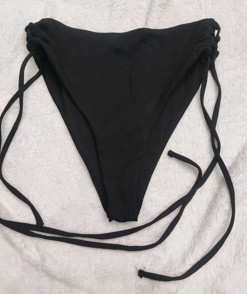 32 Size Black 🖤🥰