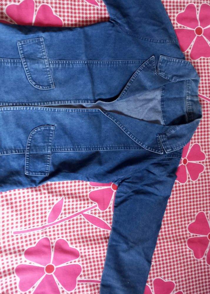 Blue Women&#39;s Denim Jacket