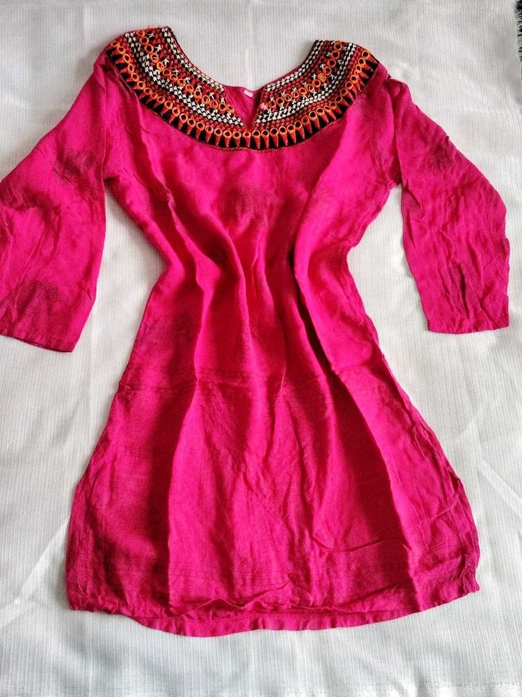 Pink Embroidered Neck Kurti ❣️