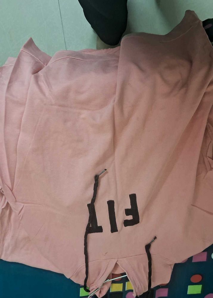Peach Hoodie - Cozy &amp; Stylish