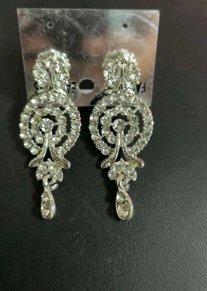 Elegant Rhinestone Drop Earrings