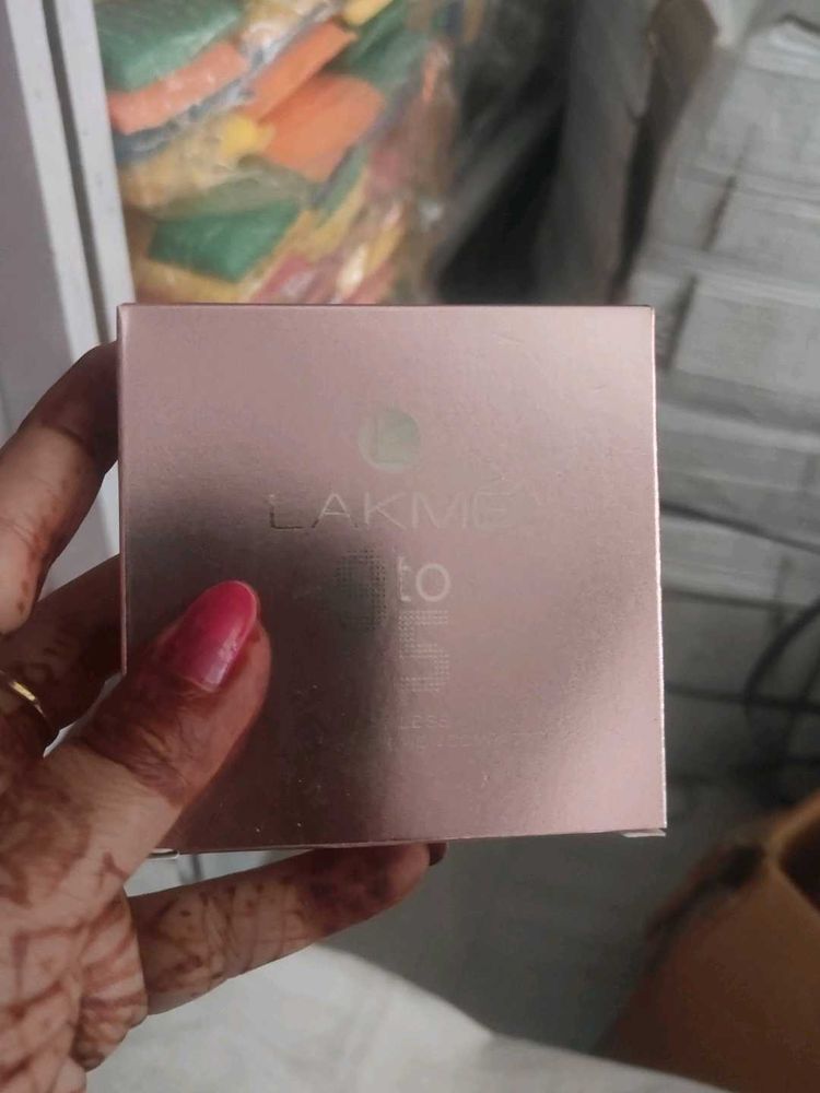 Lakme Compact