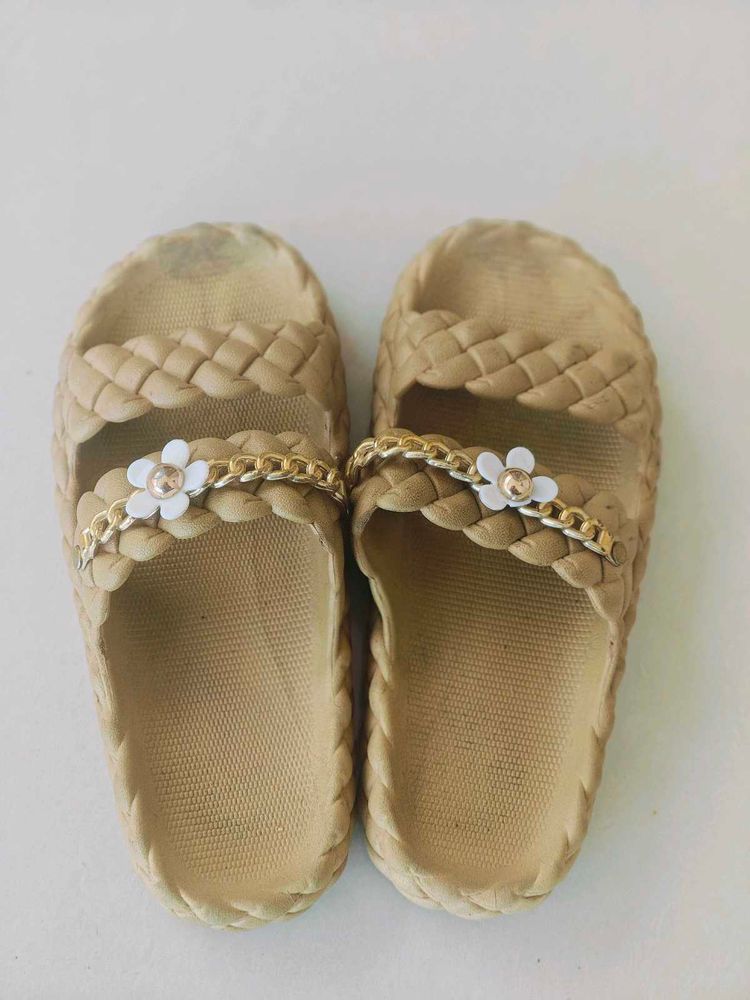 Cute Flower Detail Slides