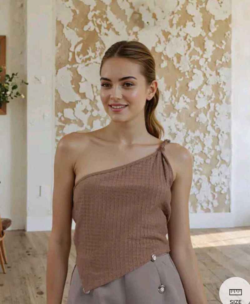 SHEIN Fitted One Shoulder Strap Textured Handkerch