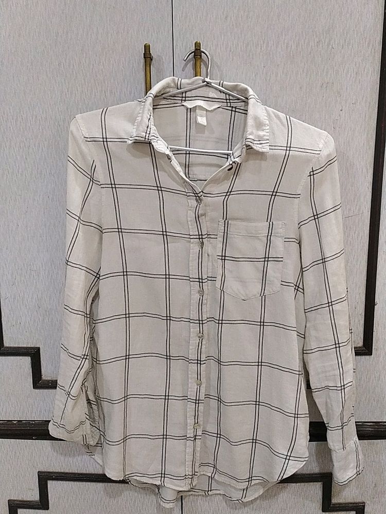 H&amp;M Off White Shirt
