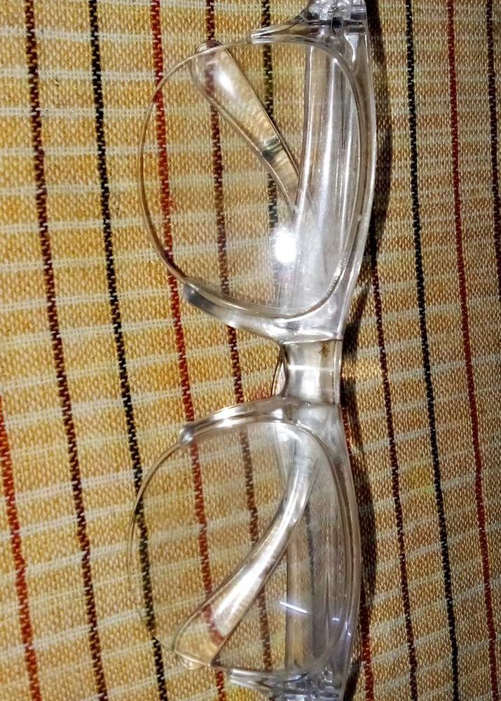 Clear Frame Fashion Glasses