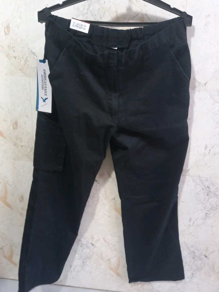 AE Black Cargo Pants