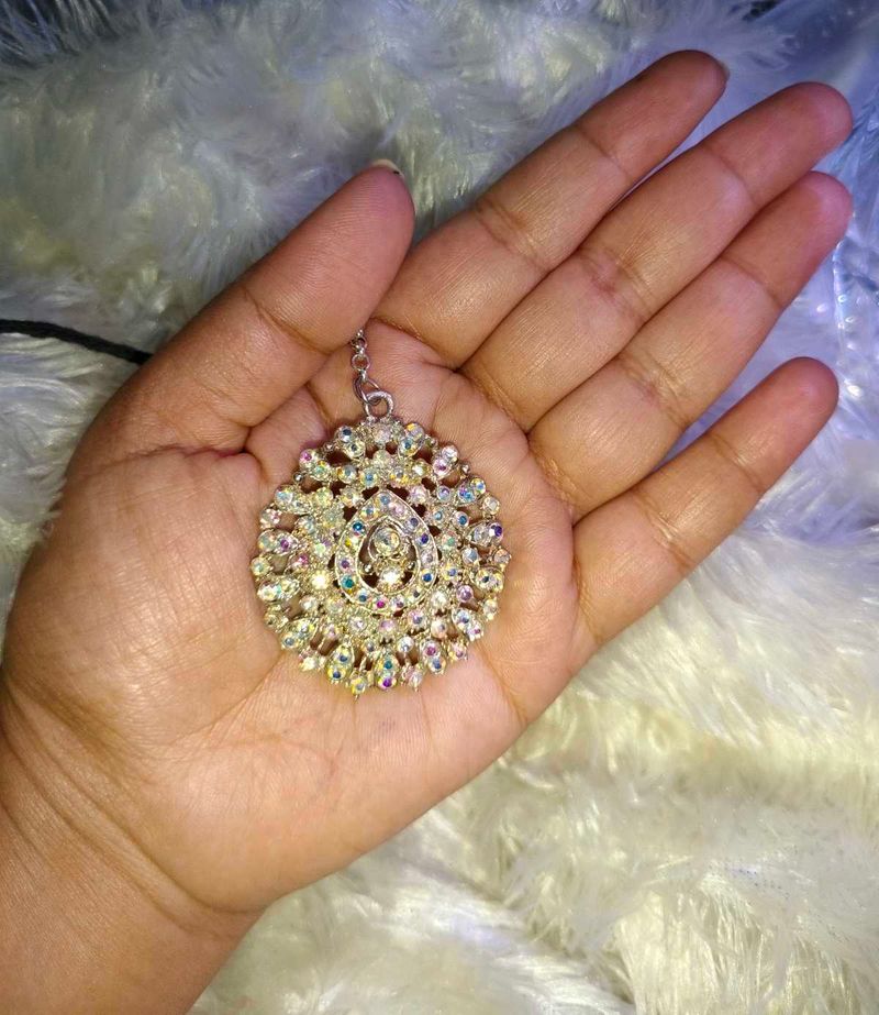Sparkling Maangtika