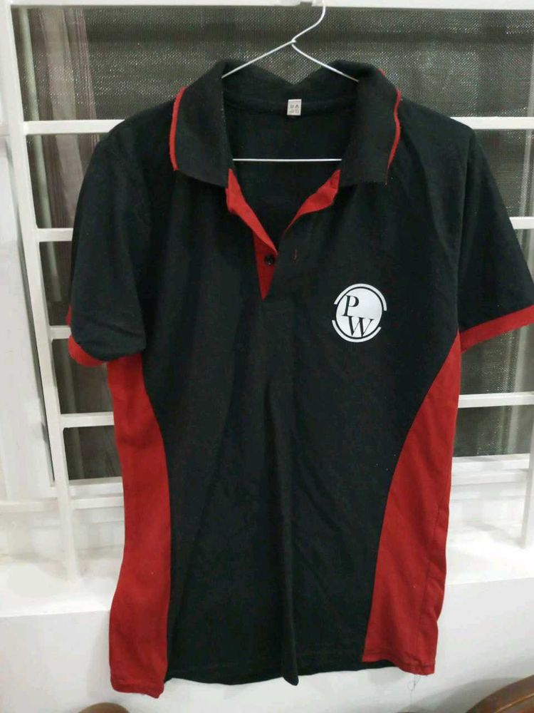 Black And Red PW Vidyapeeth Merchandise Tshirt