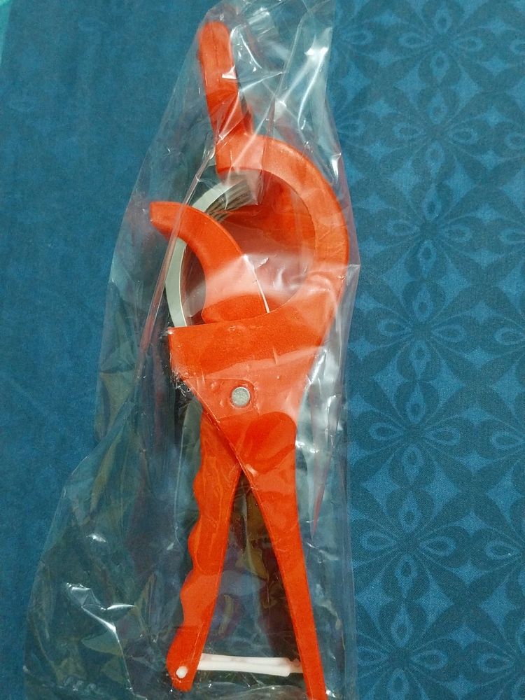 Vegetable Cutter With Peeler Attached (2 In One)