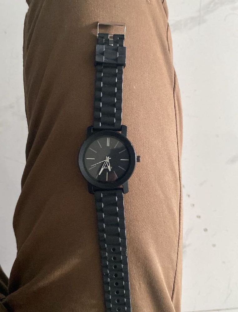 Stylish Black Watch
