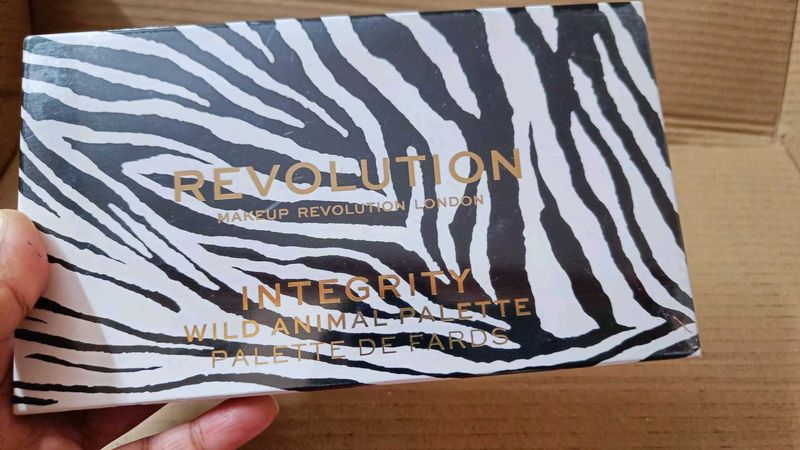 Makeup Revolution London Eyeshadow Palette