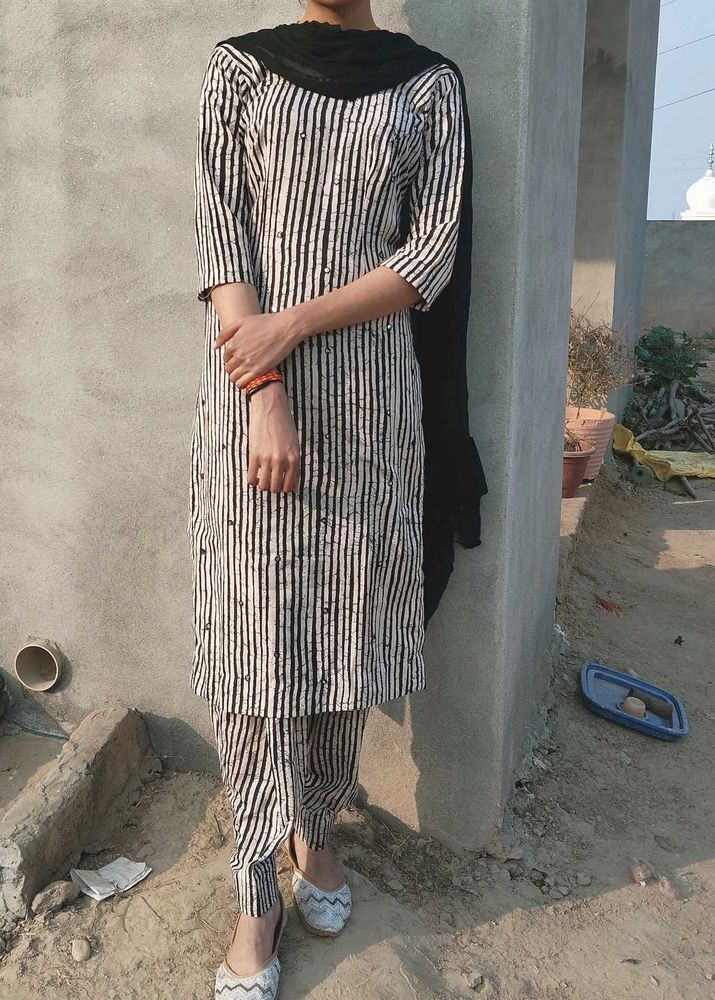 Striped Kurta Set with Dupatta