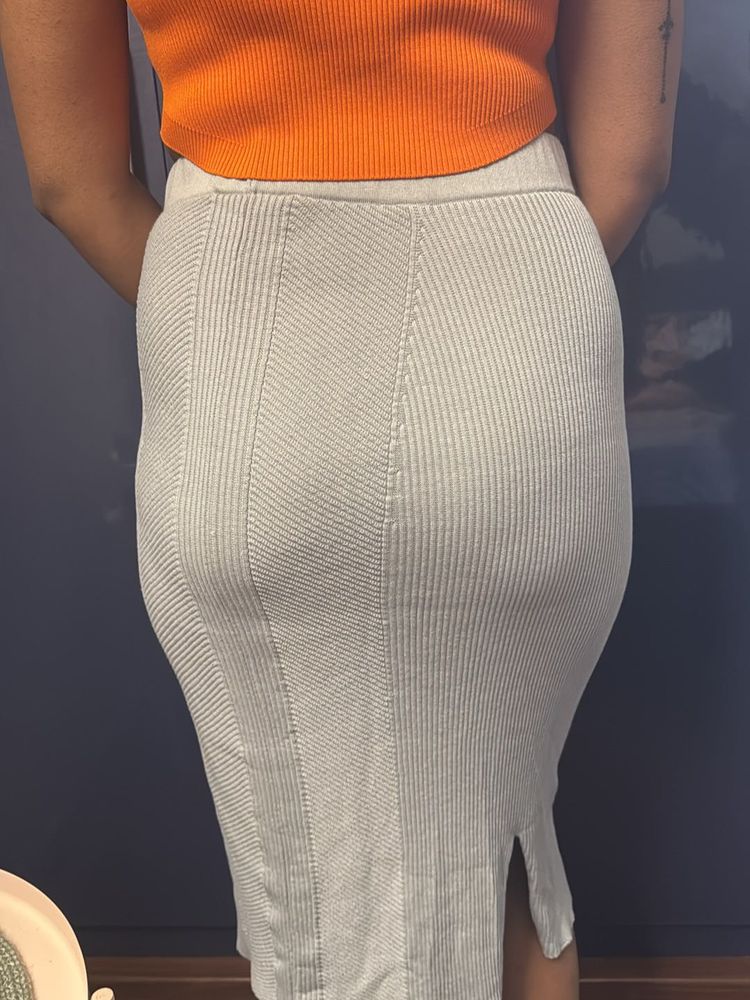 Knit skirt